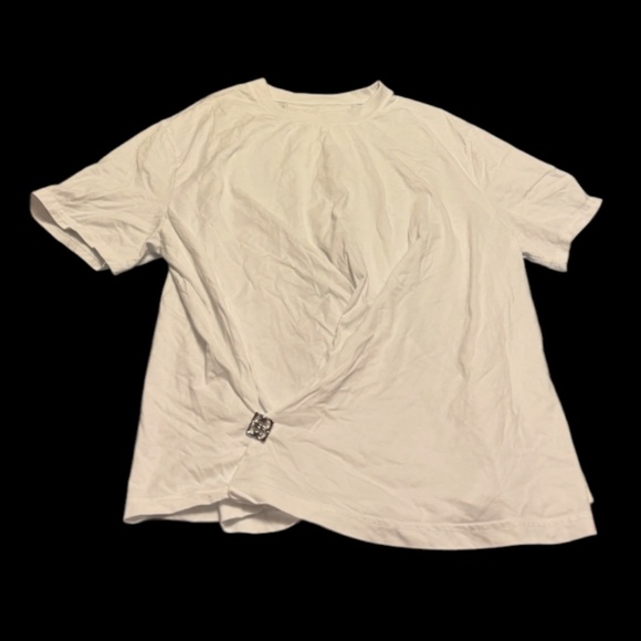 Givenchy tee - Picture 1 of 1